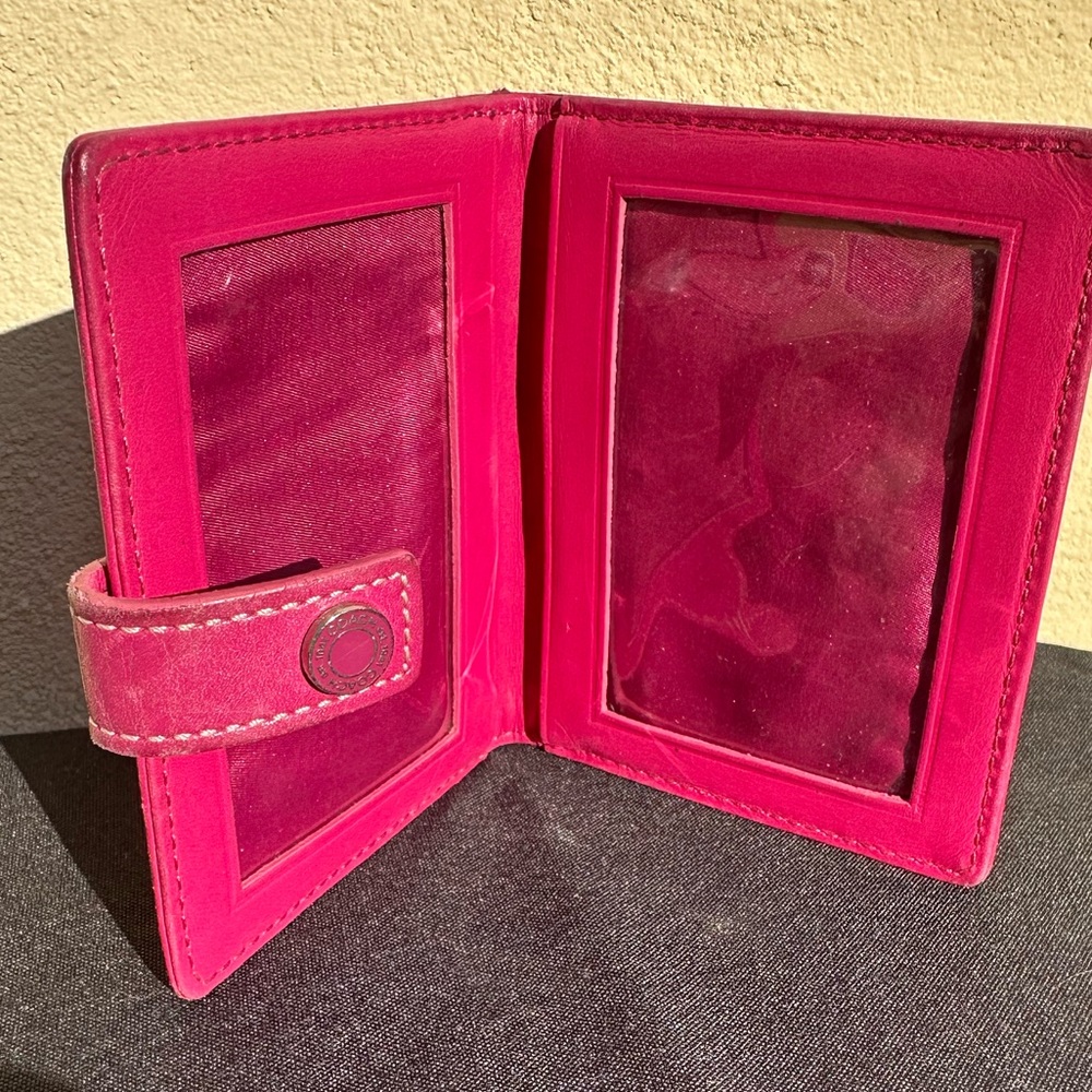Coach Vintage Y2K Red and Pink Photo Wallet - Picture 4 of 4